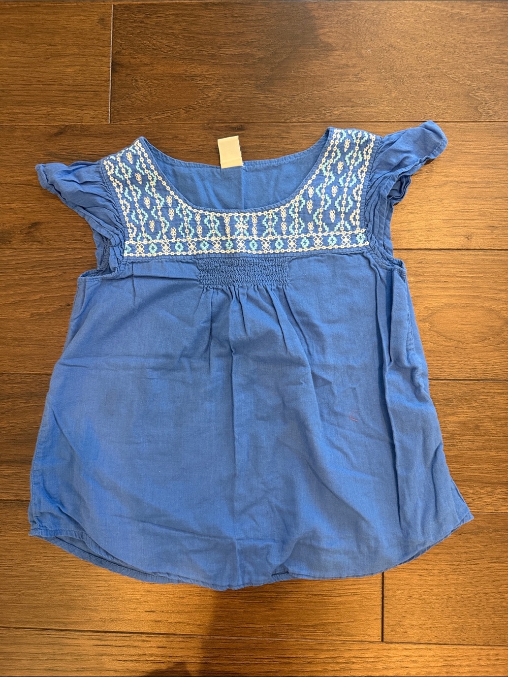 Old Navy Girls Blue Embroidered Top Small 6/7 - C34-090